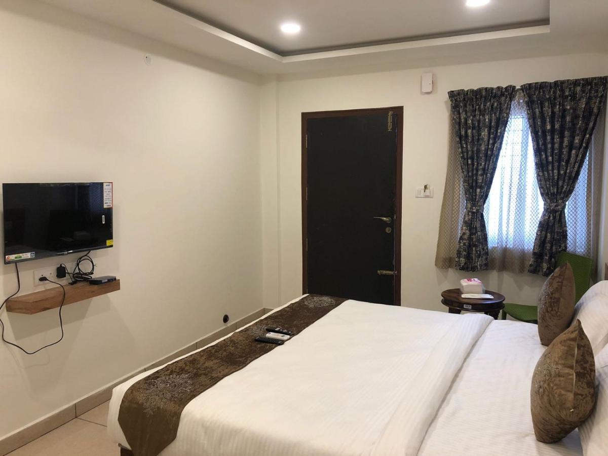 Hotel Amulya Regency Bayappanhalli Exterior foto