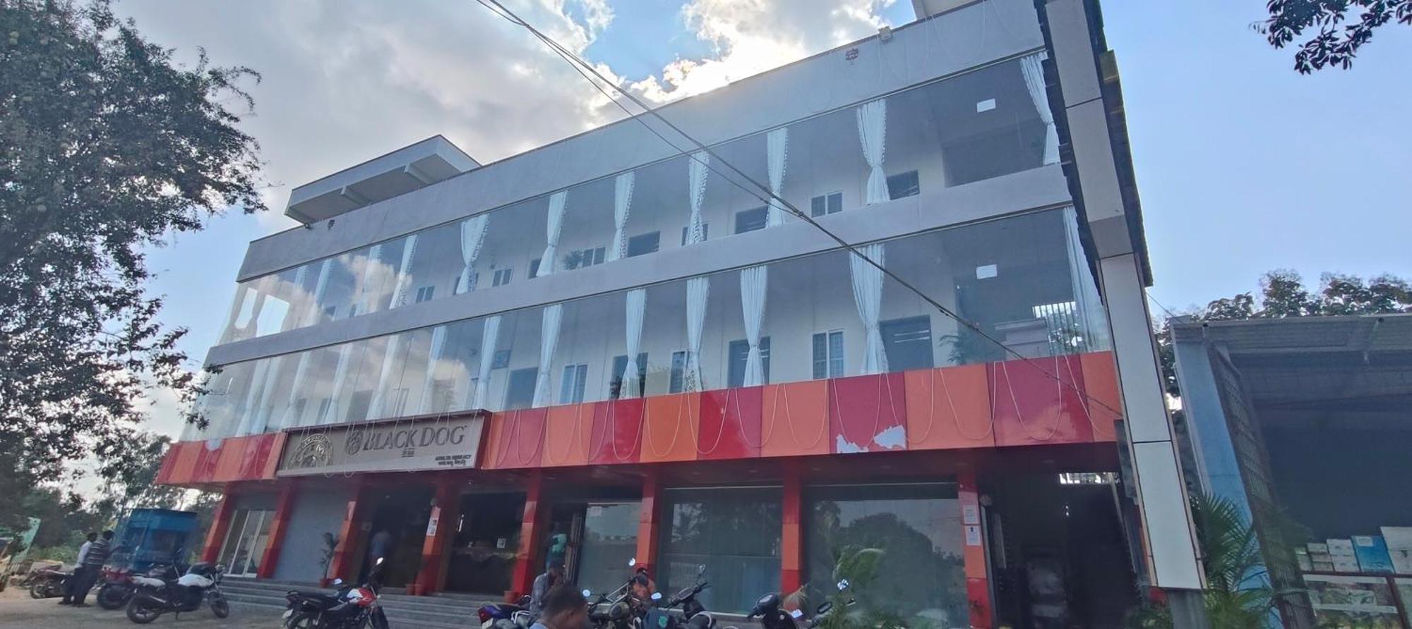Hotel Amulya Regency Bayappanhalli Exterior foto